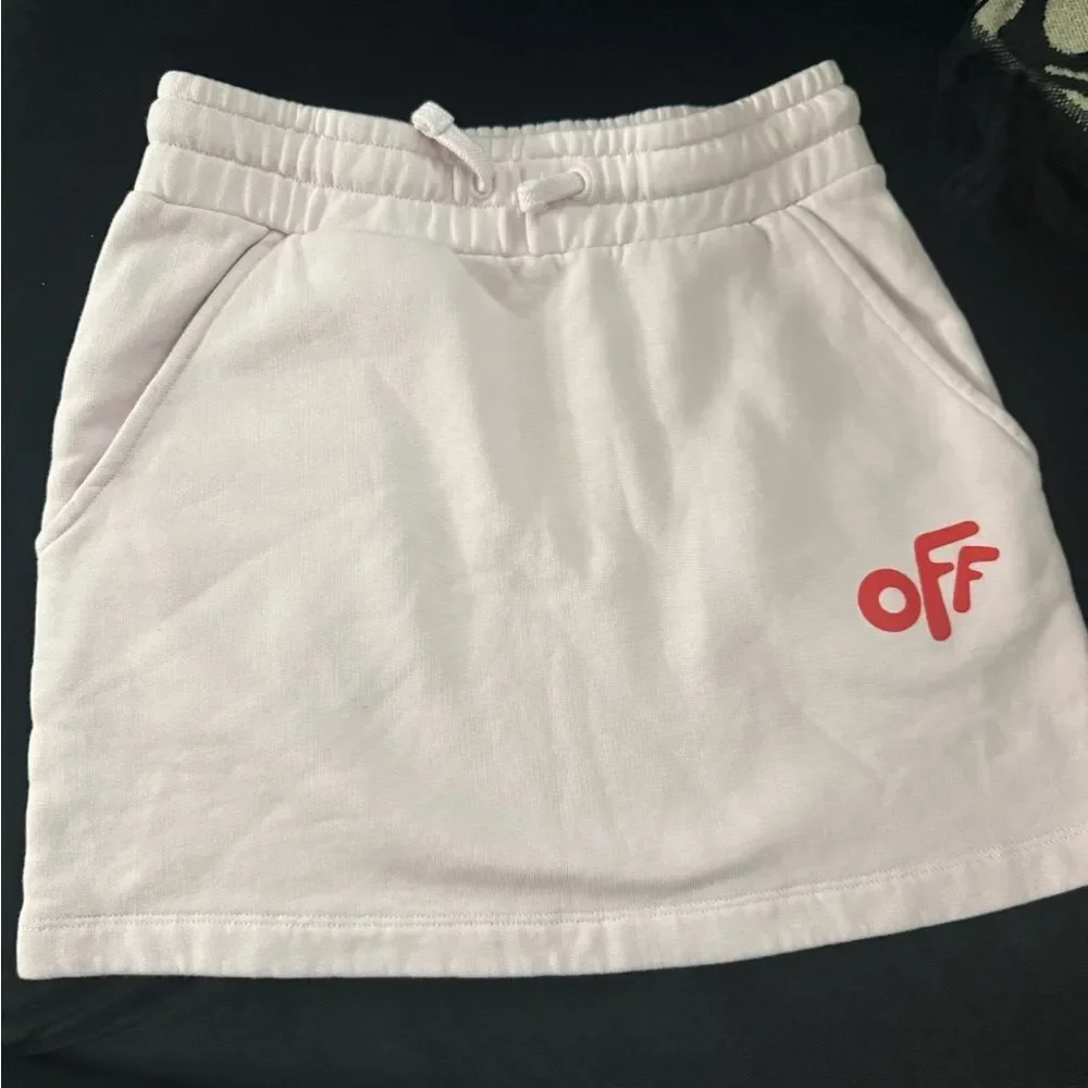 Brand new Off-White Pink kids Skirt size 10